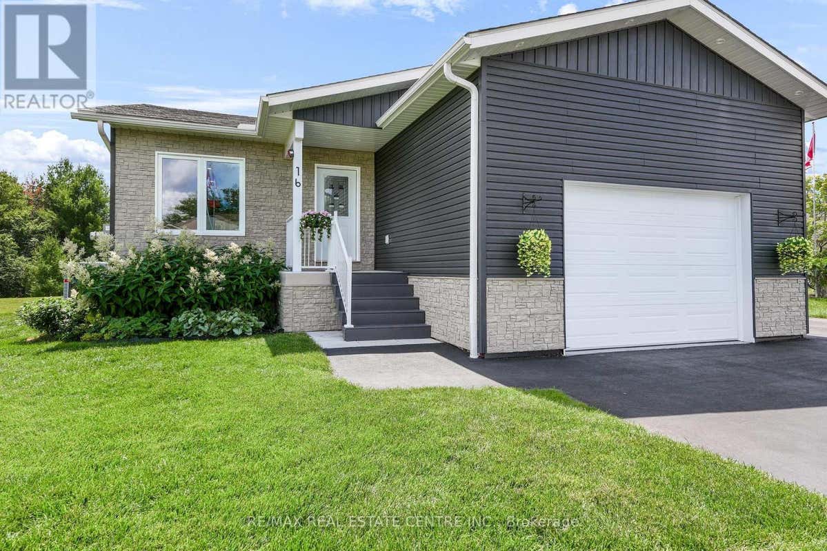 16 WILLIAMS DRIVE