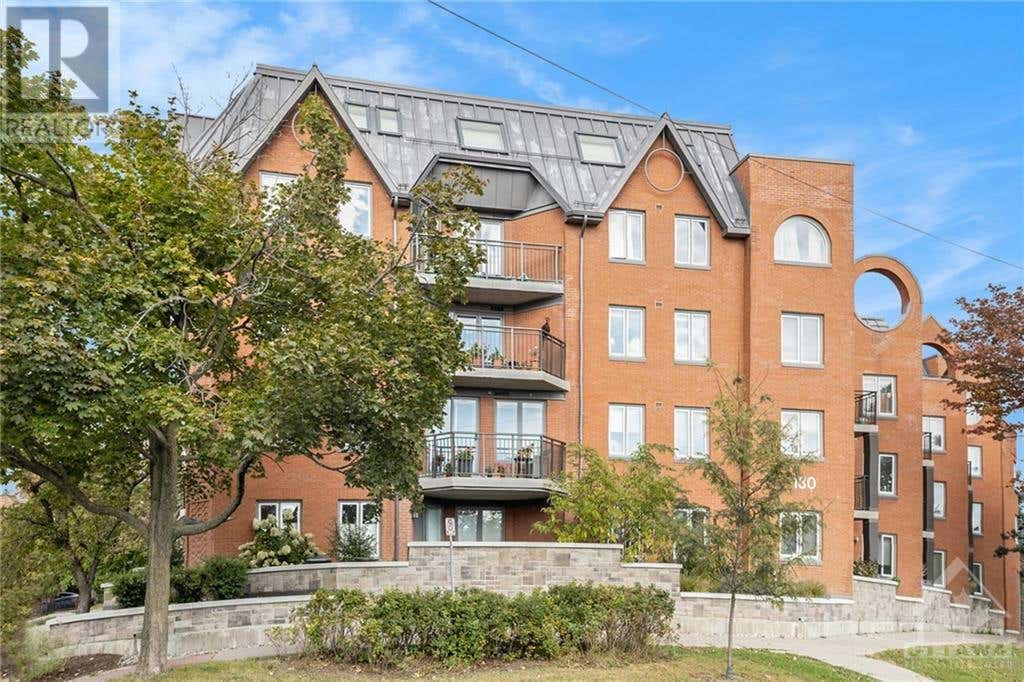 130 QUEEN ELIZABETH DRIVE UNIT105, Ottawa, ON K2P1E6 Condo For Sale