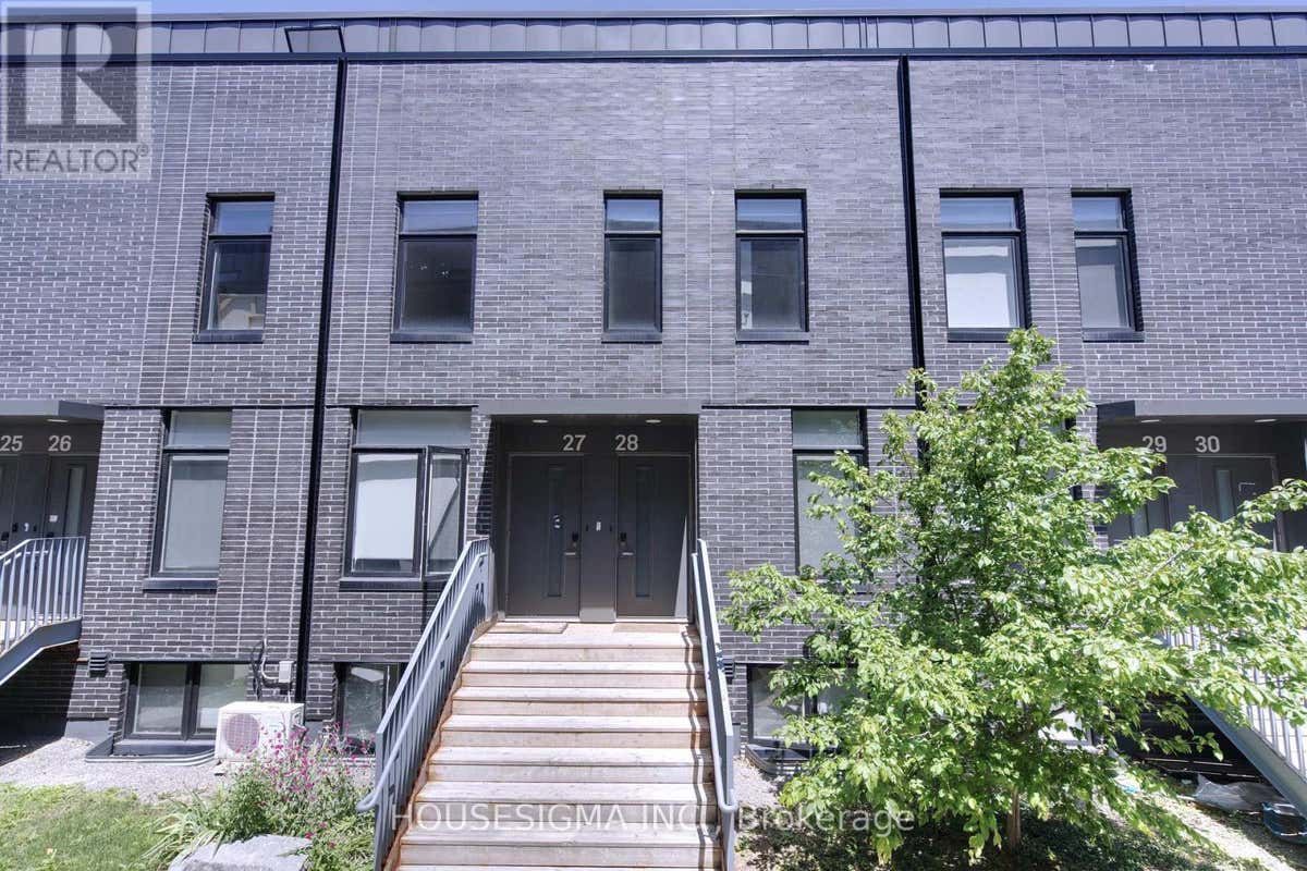 28 - 1720 SIMCOE STREET N