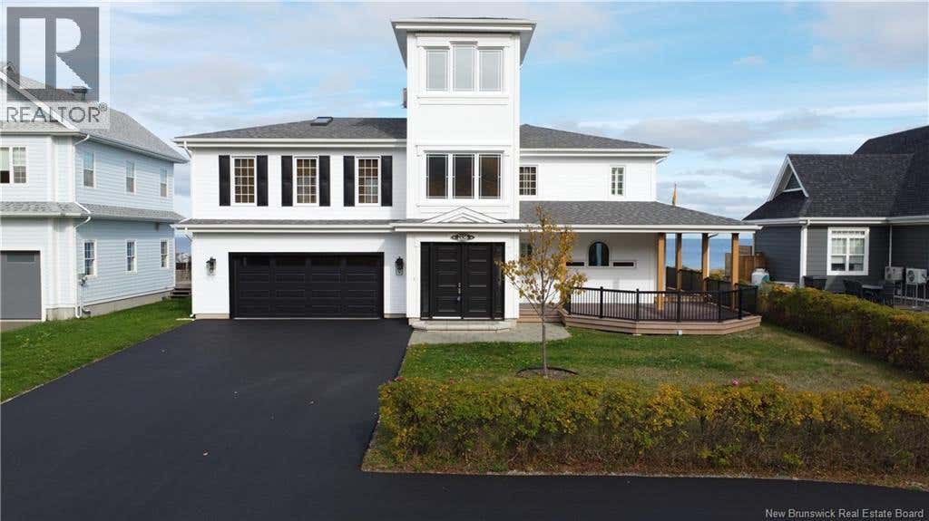 2156 QUEEN ELIZABETH DRIVE