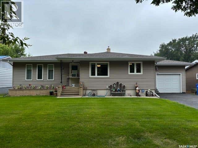 1009 MAIN STREET
