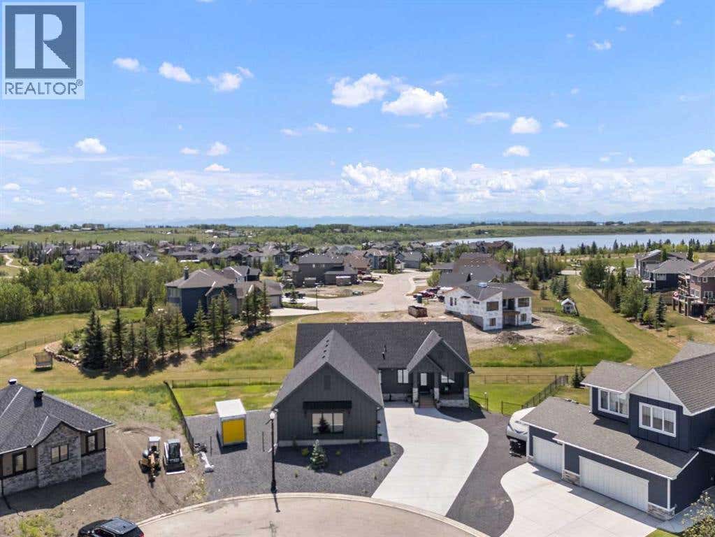 32 MONTERRA LANDING
