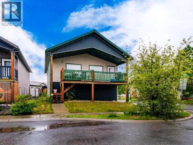 1 PINTAIL PLACE