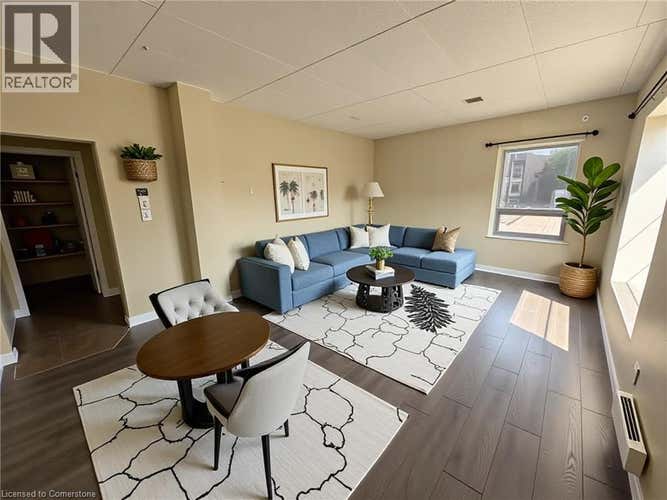 7 MARY Street Unit# 201