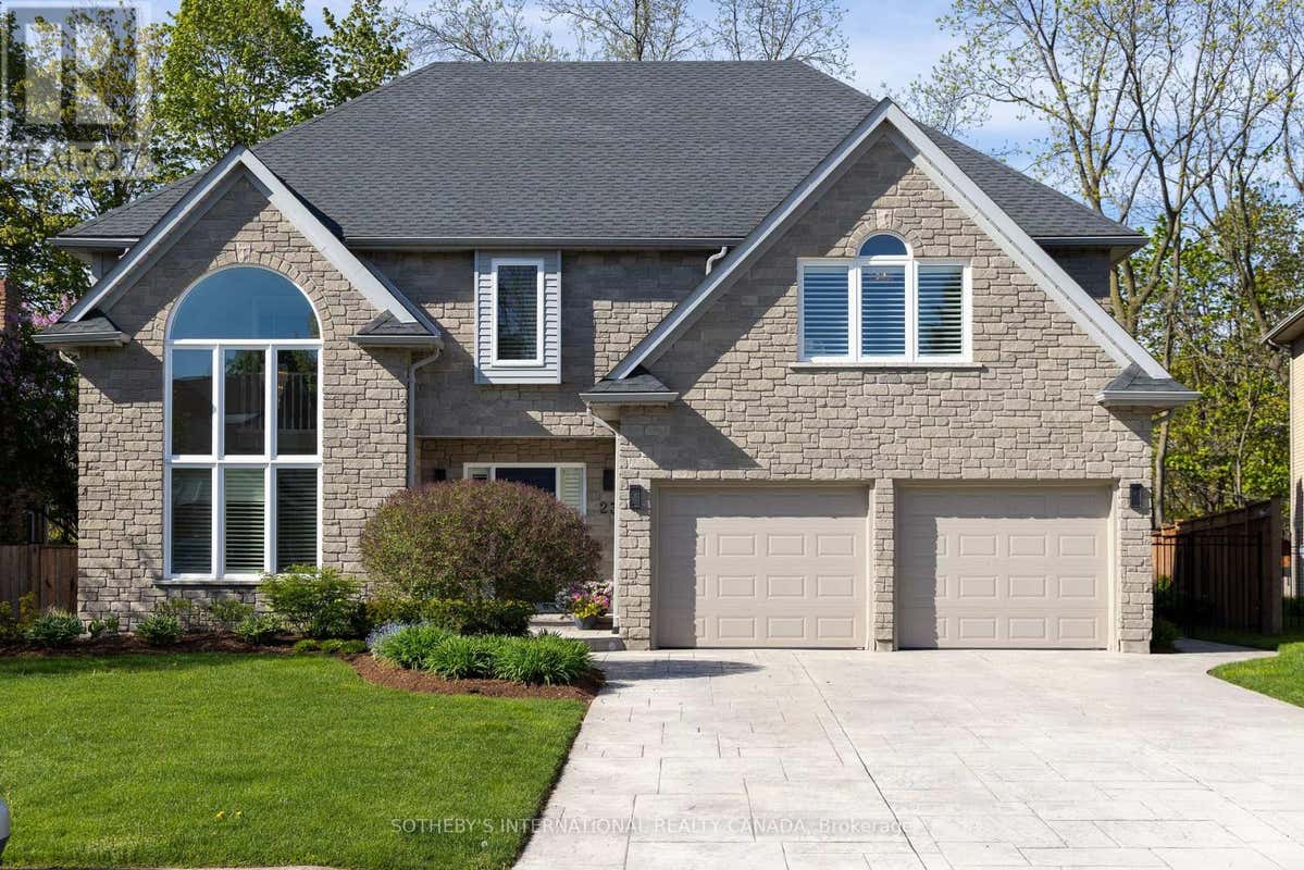 23 FRANCIS CREEK BOULEVARD