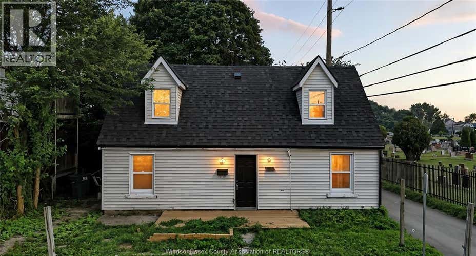 759 ELLIS STREET East