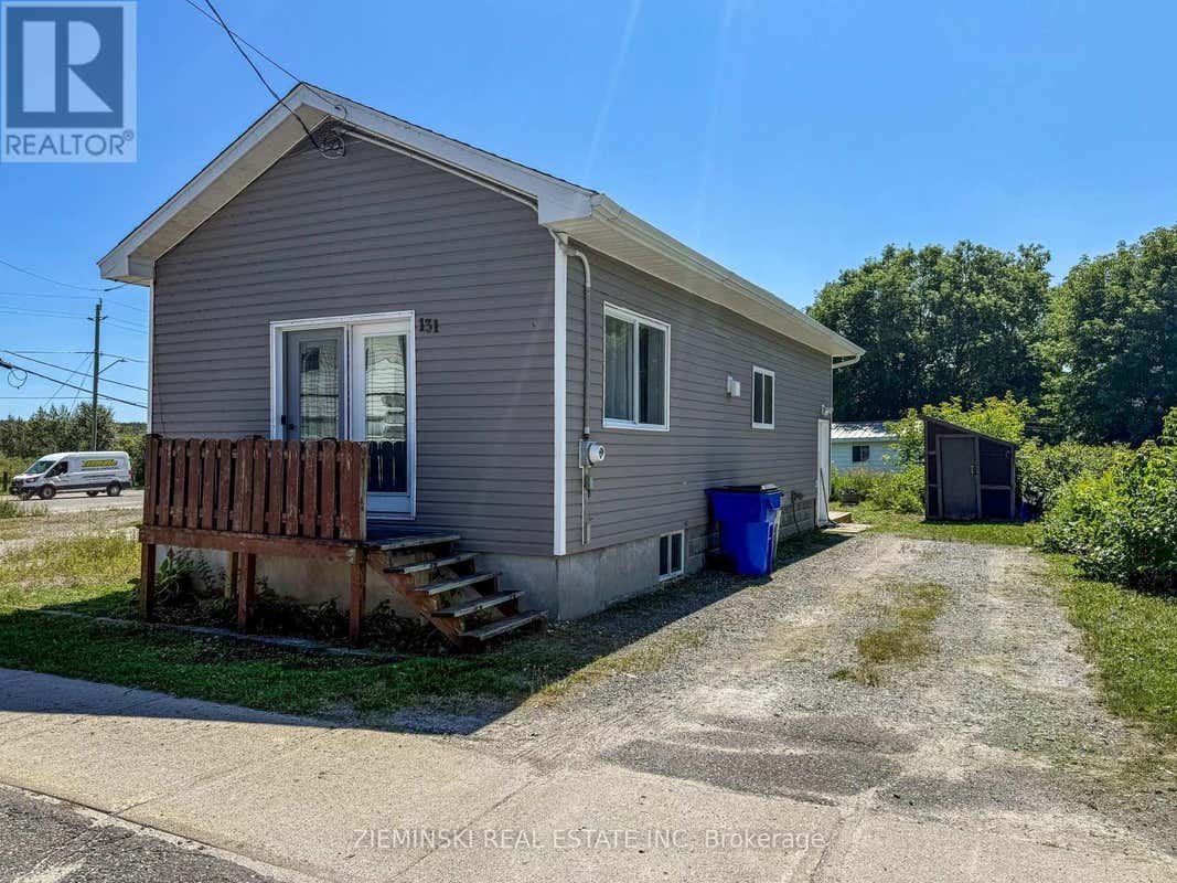 131 GOLDEN AVENUE