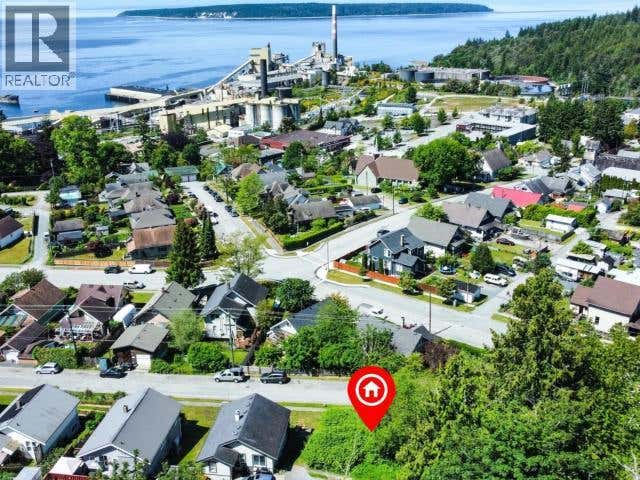 LOT 5 WILLOW AVE
