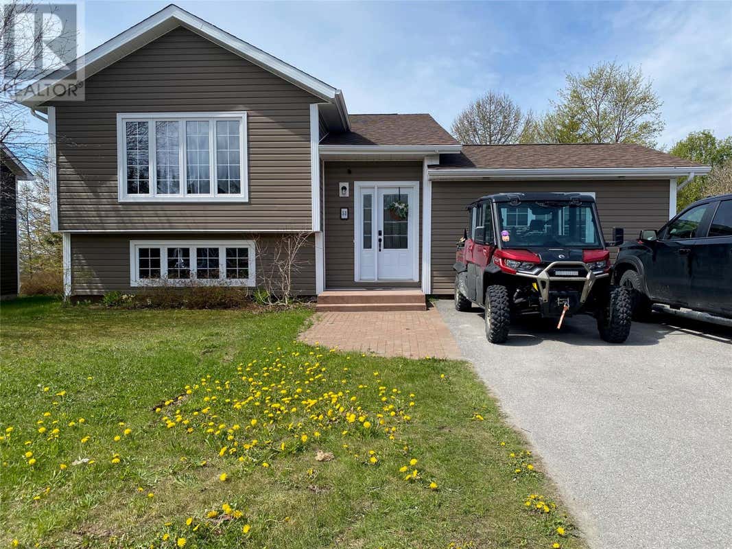51 GILLIS DRIVE