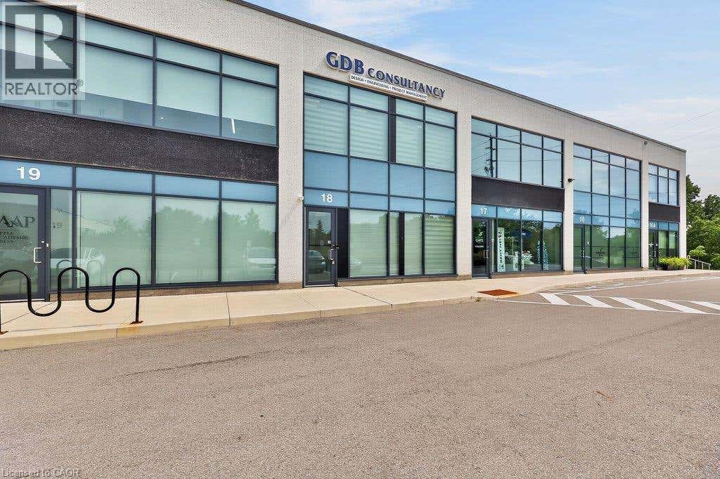 760 LAURENTIAN DRIVE UNIT# 18