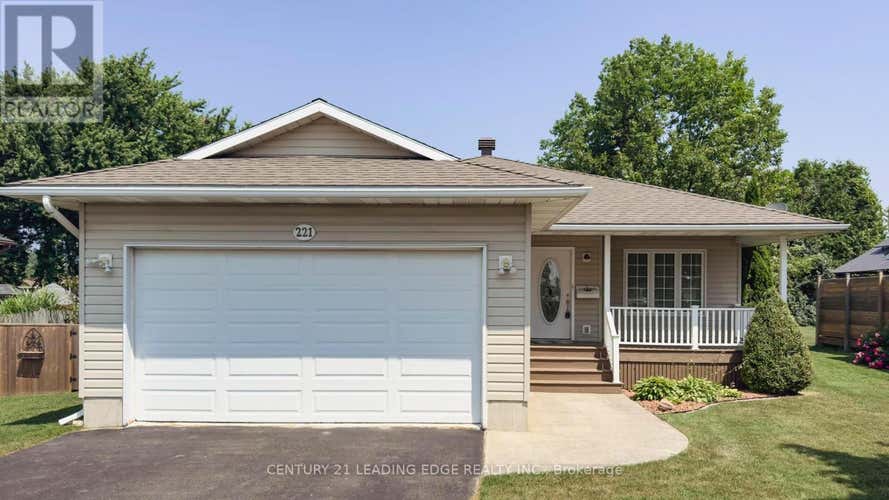 221 SUNCOAST DRIVE E