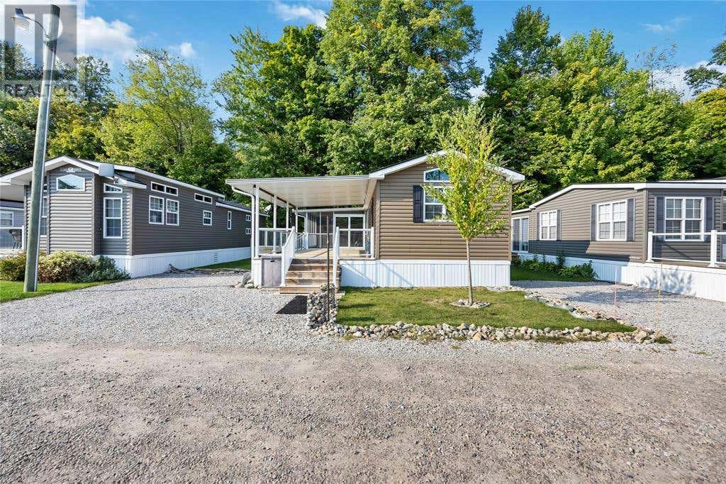 9338 WEST IPPERWASH ROAD, Lambton Shores, ON N0N1J2 House For Sale RE