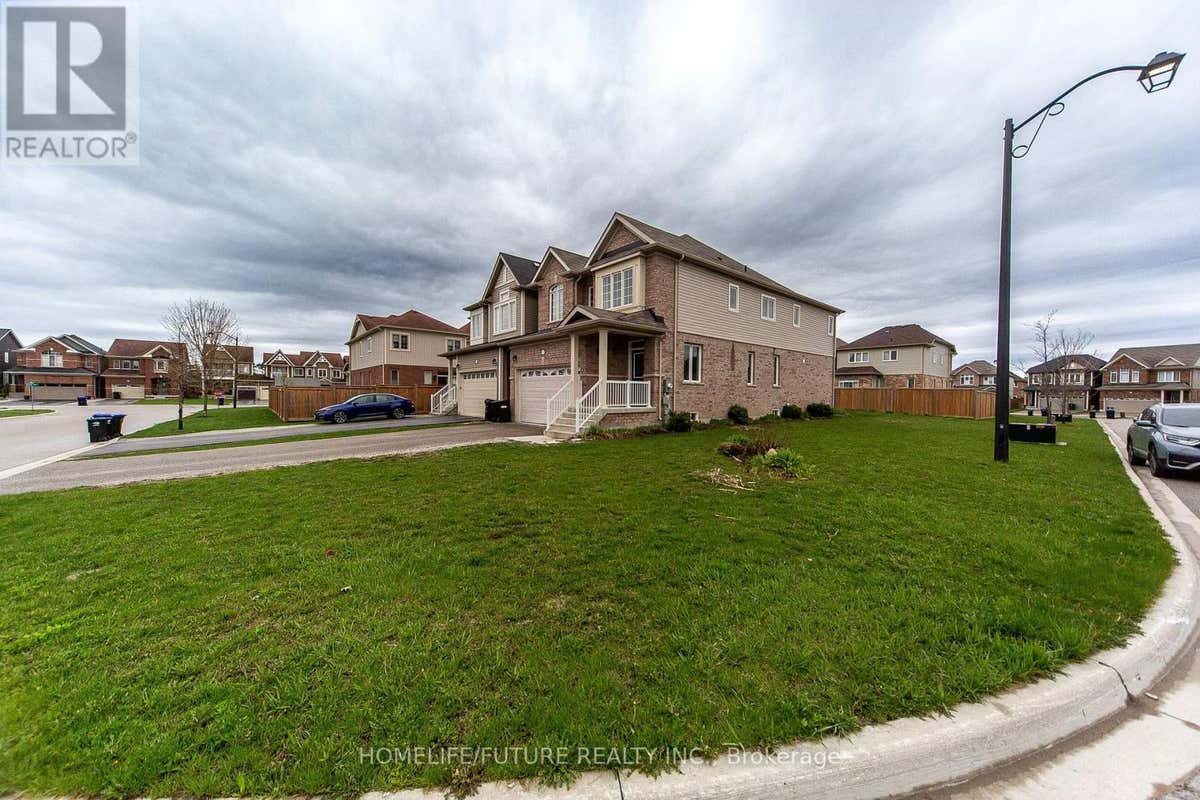 5 HUTTON CRESCENT