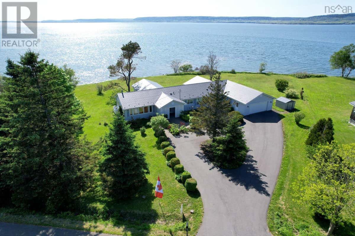 27 Twin Cove Rd
