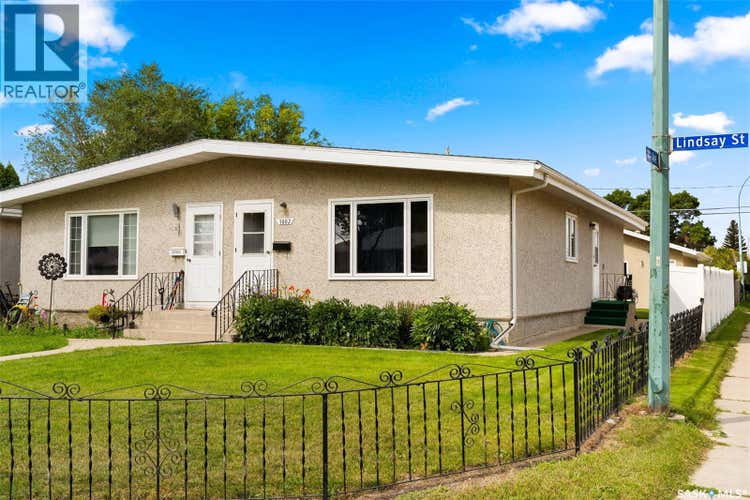 1002 Lindsay STREET