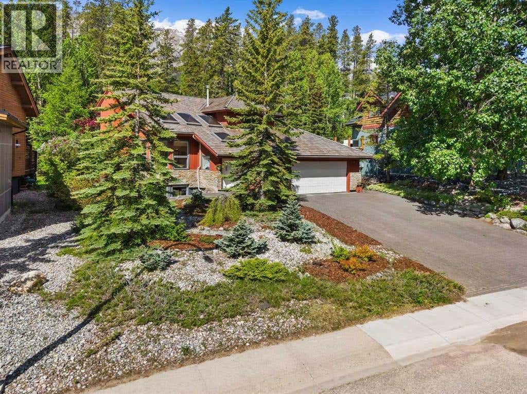 1072 EVERGREEN
