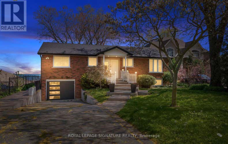 17 WENDAKEE DRIVE
