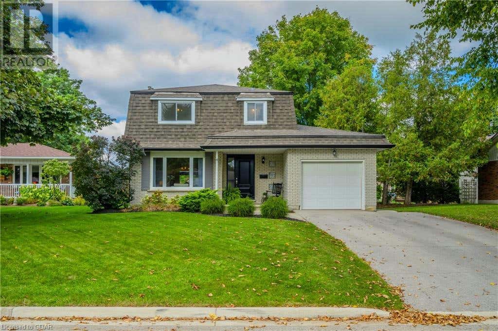 4 CANARY Court, Elmira, ON N3B1E7 House For Sale RE/MAX 40657003