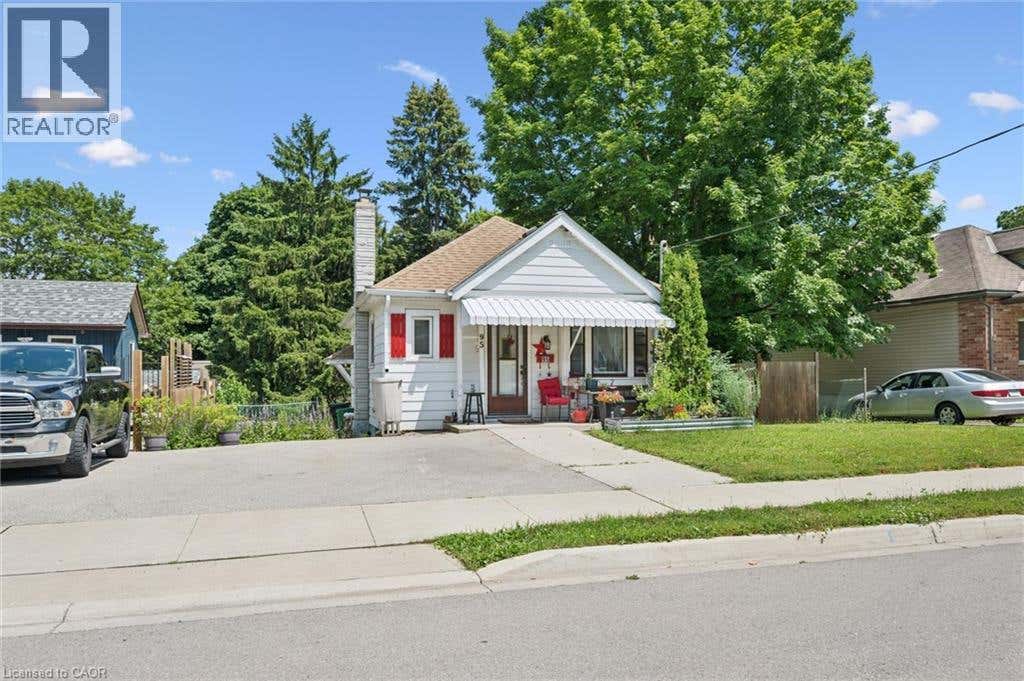 95 FOREST ROAD