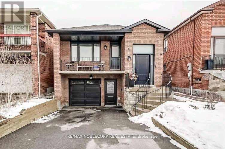 LOWER - 5 TWINBERRY CRESCENT