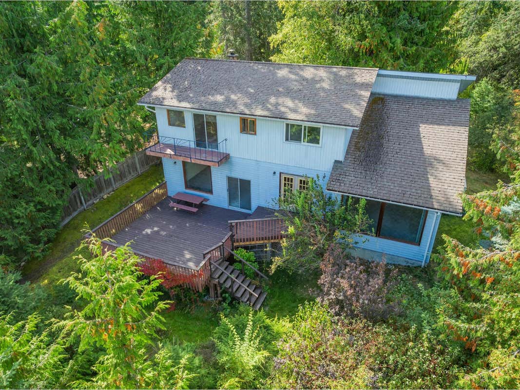 5342 AMUNDSEN ROAD, Kaslo, BC V0G1M0 House For Sale RE/MAX 2479939