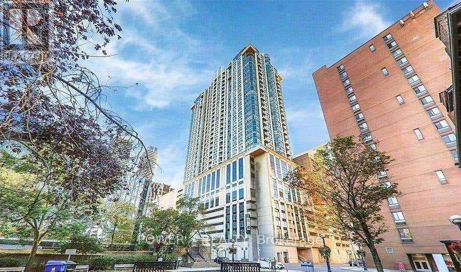 2512 - 8 PARK ROAD