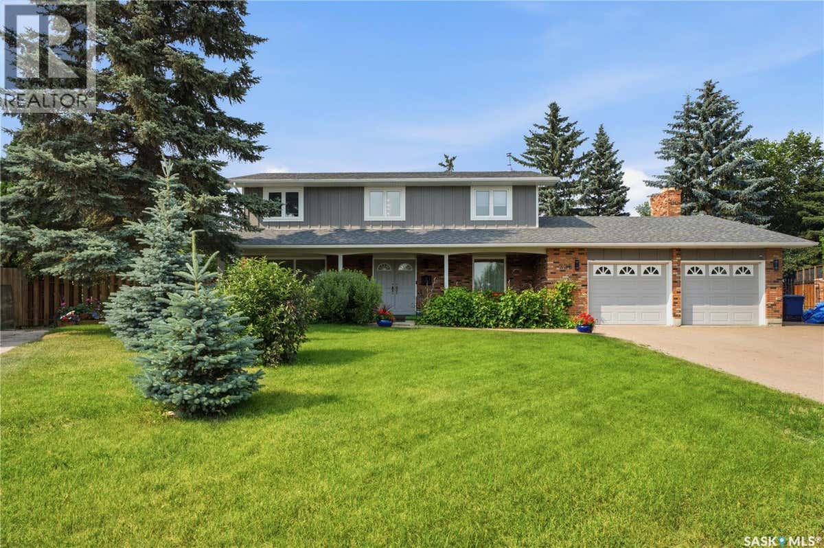 225 CLEARWATER COURT