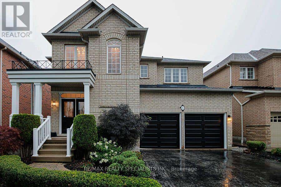 7 KINGSPOINT CIRCLE