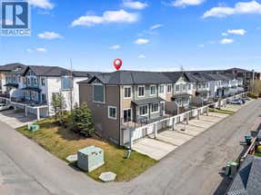 3101, 333 Taralake Way NE