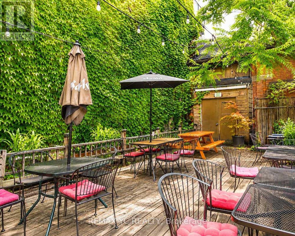 293 RONCESVALLES AVENUE