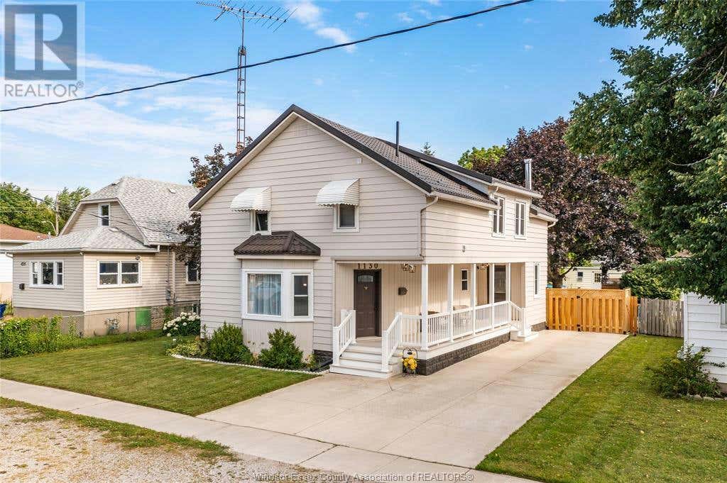 1130 ELIZABETH STREET, Wallaceburg, ON N8A3A8 House For Sale RE/MAX