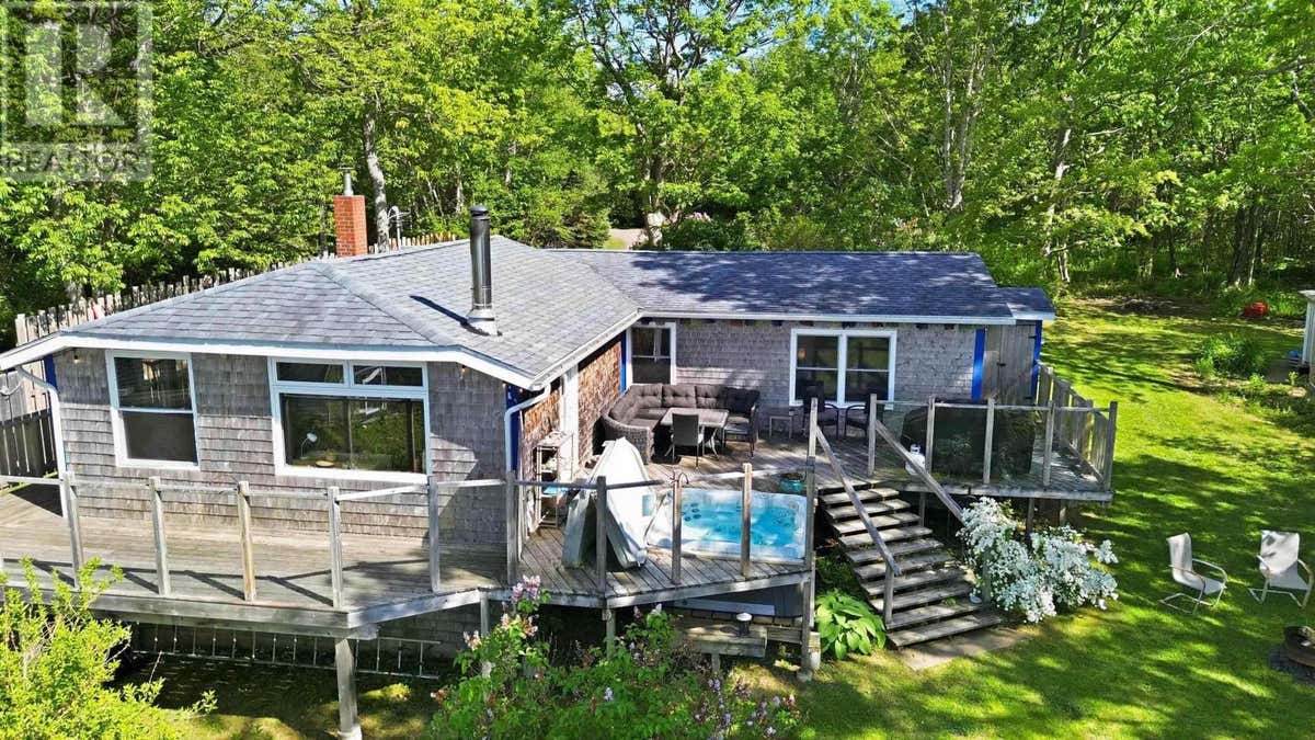 68 SHORE DRIVE