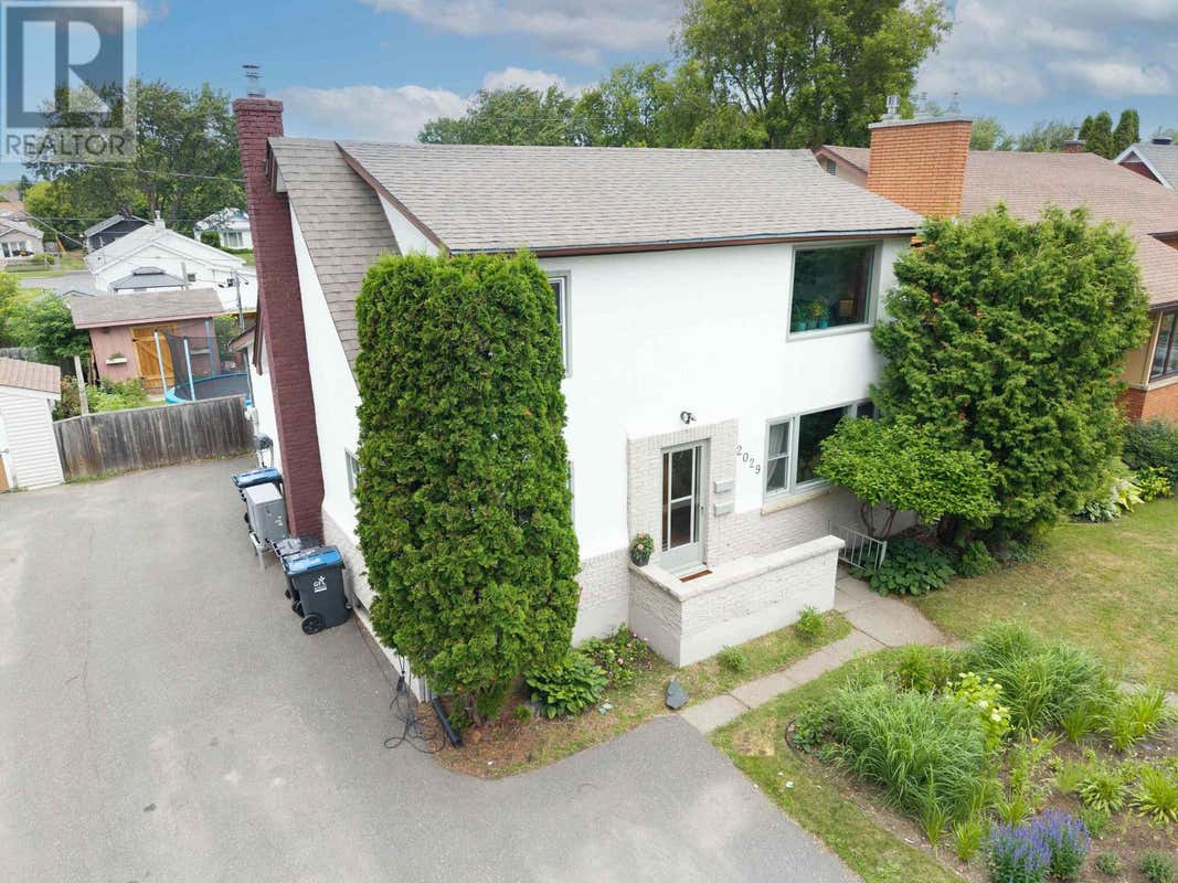 2029 HAMILTON AVE.