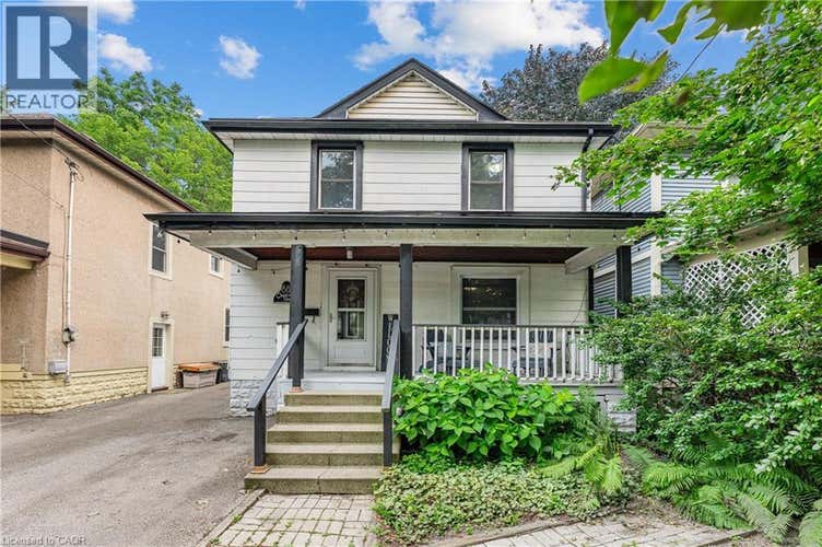 88 CHAPLIN Avenue