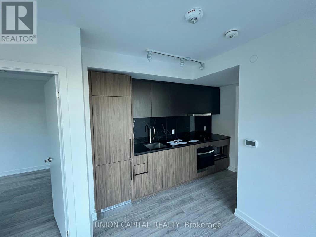 231 1100 SHEPPARD AVENUE W, Toronto (York University Heights), ON