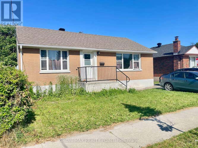 321 HIGHLAND AVENUE W