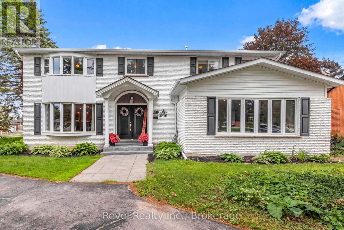 81 SANDERLING CRESCENT