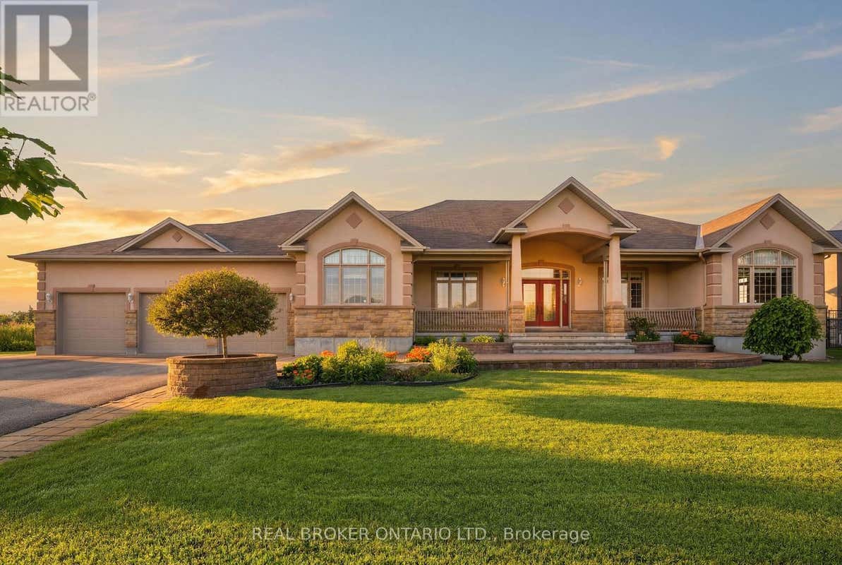 1032 BLACK CANARY DRIVE