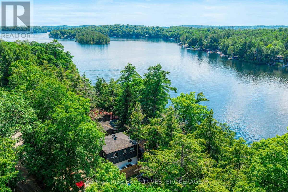 973 FOSTER BAY LANE