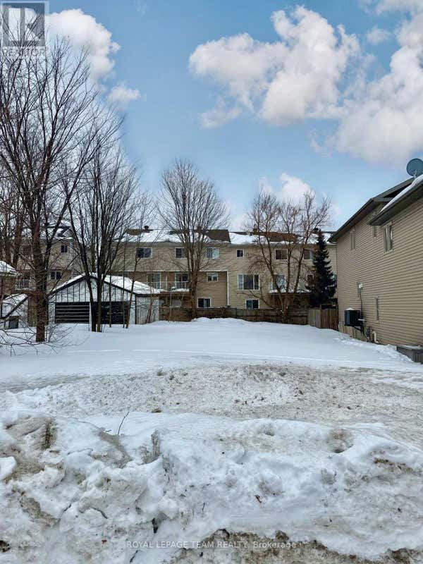 1138-1140 SNOW STREET
