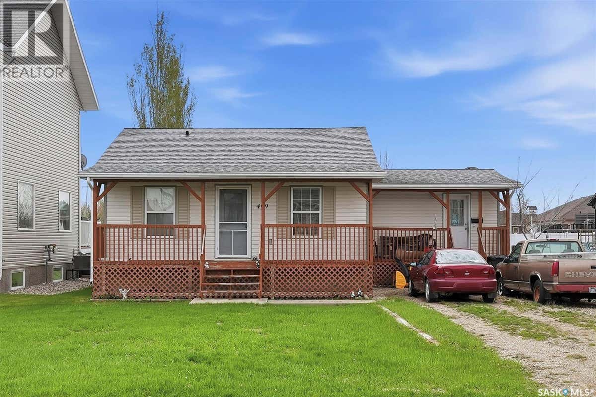 409 8TH AVENUE W
