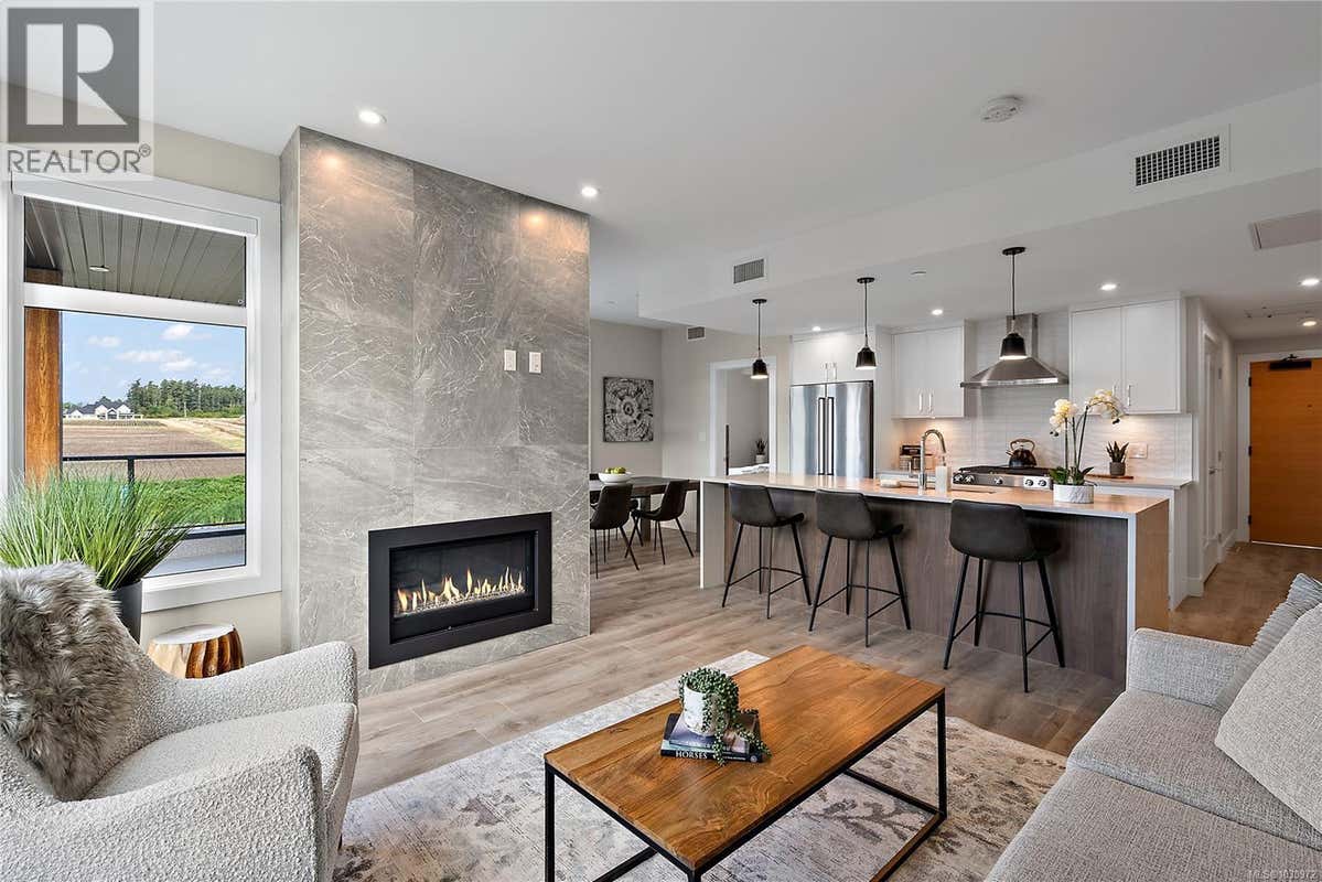 409 2520 HACKETT CRES