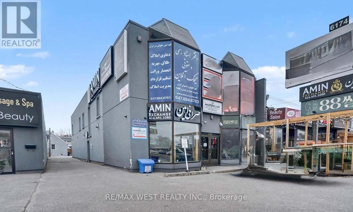204 - 6174 YONGE STREET