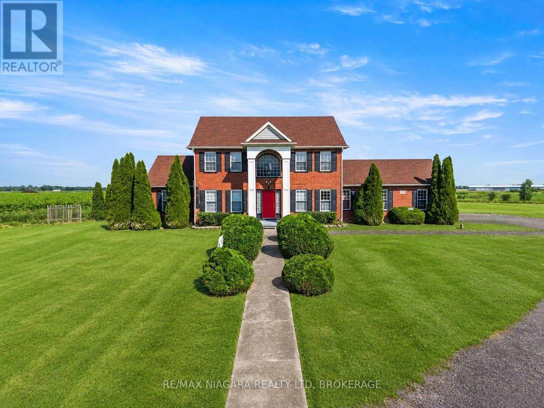 374 NIAGARA STONE ROAD