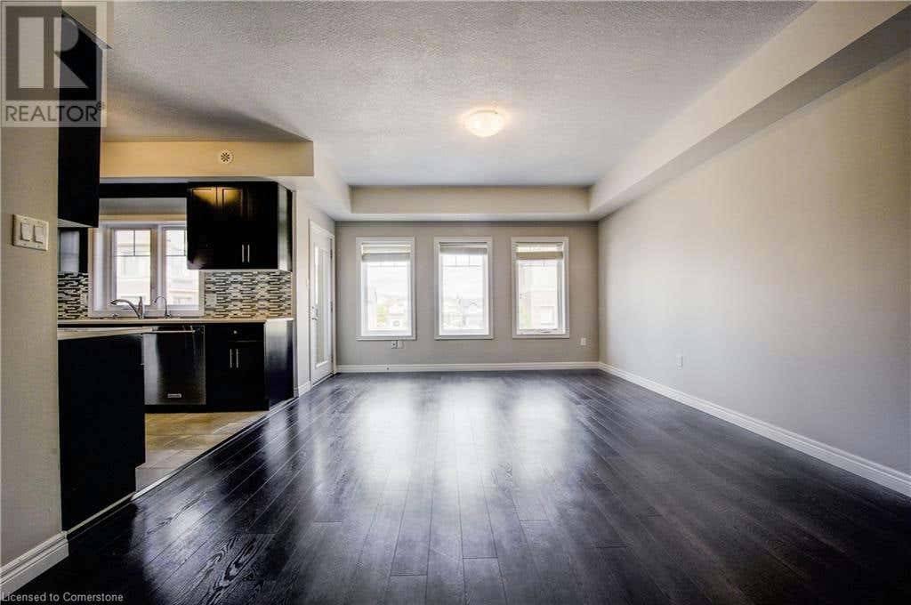 70 WILLOWRUN Dr Unit F2