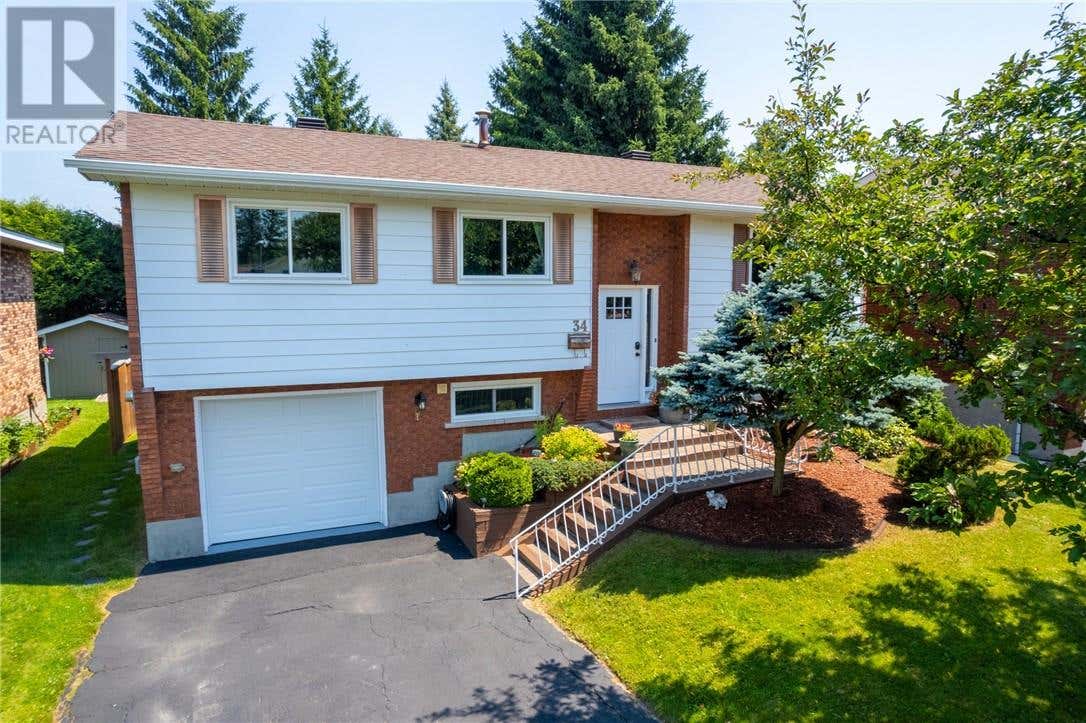 34 MANCHESTER CRESCENT