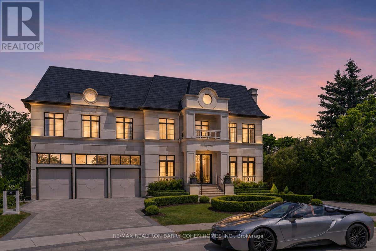 61 ORLON CRESCENT