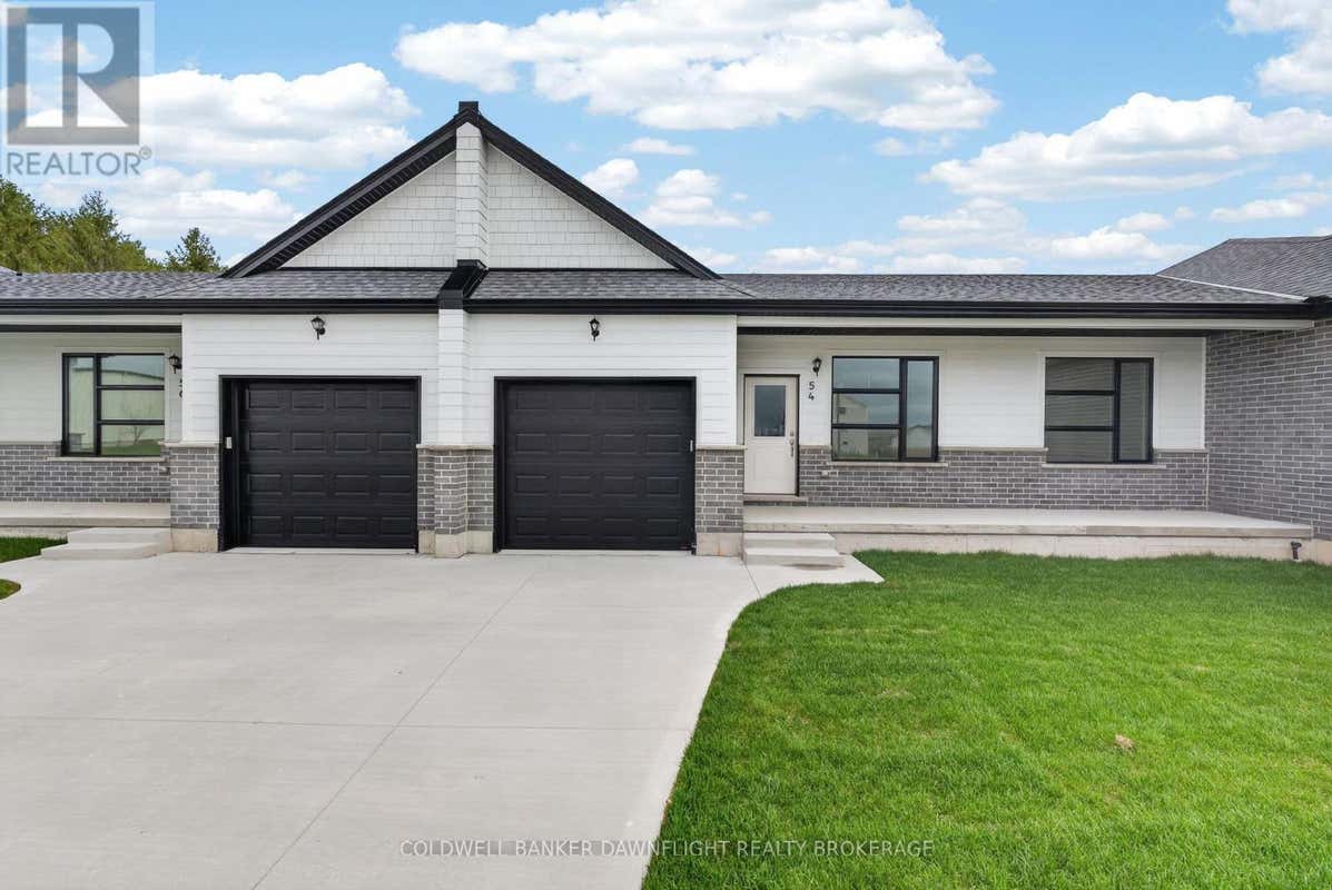 54 MOONLIGHT COURT