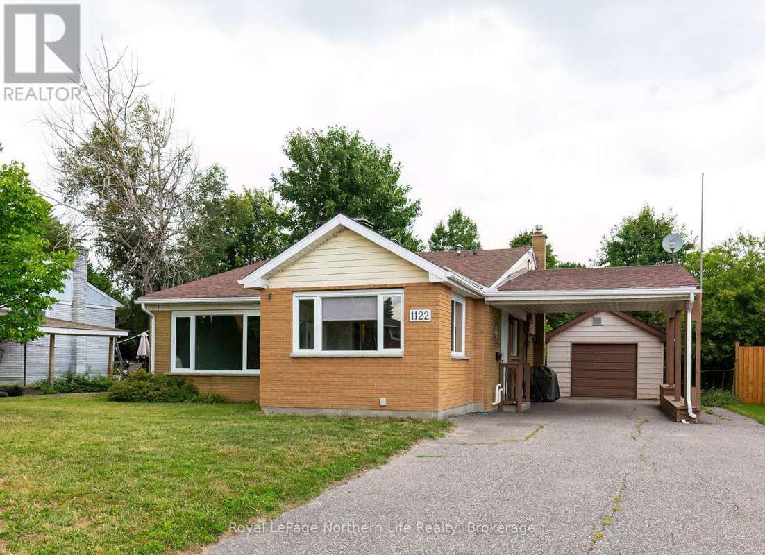 1122 ATHLONE STREET