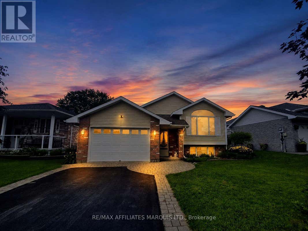 248 NORTHWOODS CRESCENT